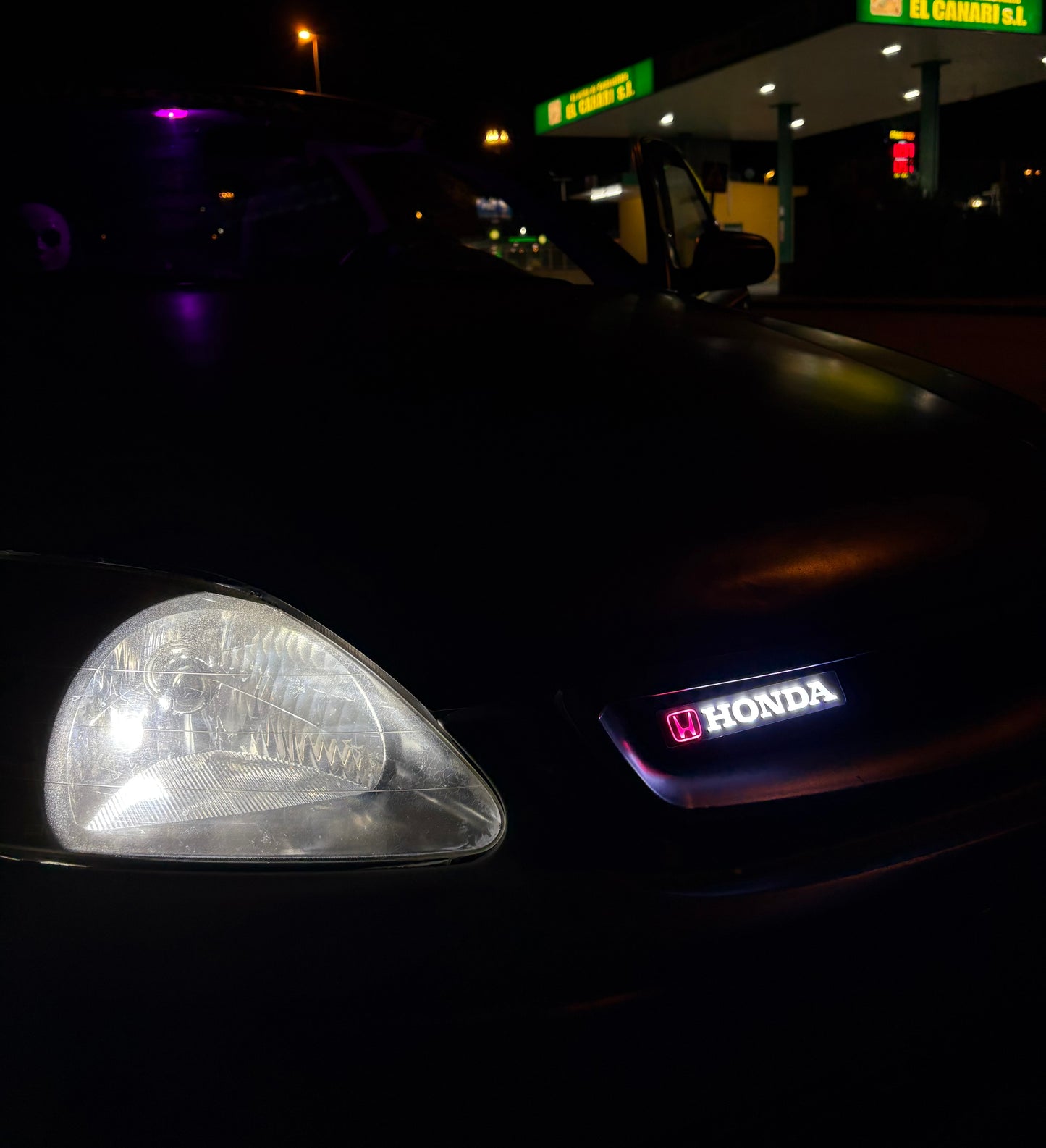 KustomLEDs™-Emblema de rejilla LED